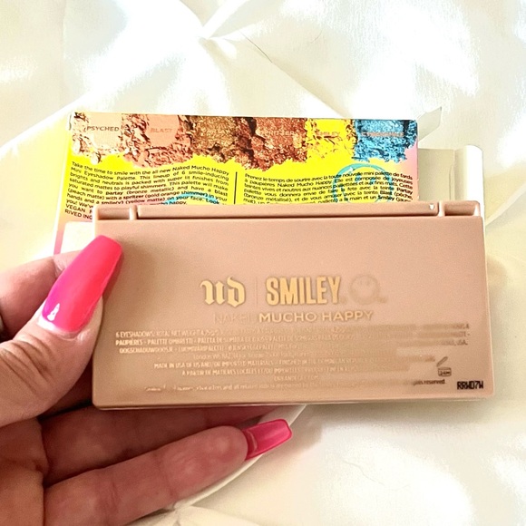 Urban Decay Smiley Naked Mini Eyeshadow Palette Mucho Happy, New in Box! - Picture 4 of 7
